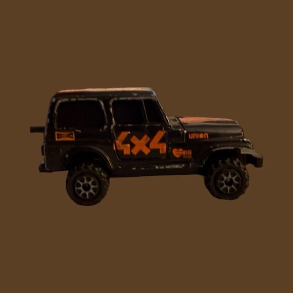 Kidco 1982 CJ-7 4X4 Forrest Tough Wheels by Orange Striped Hard Top Die Cast Jee - Picture 3 of 5